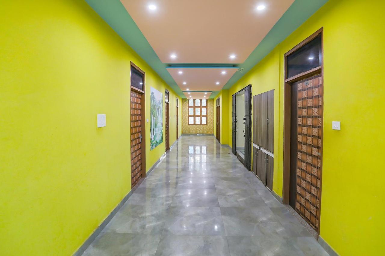 Fabhotel Kriti Green Varanasi Exteriör bild